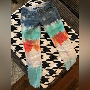 NWOT Really nice Tie Dye American Eagle Jeans! Skinny, Rad, Low Cut size 4